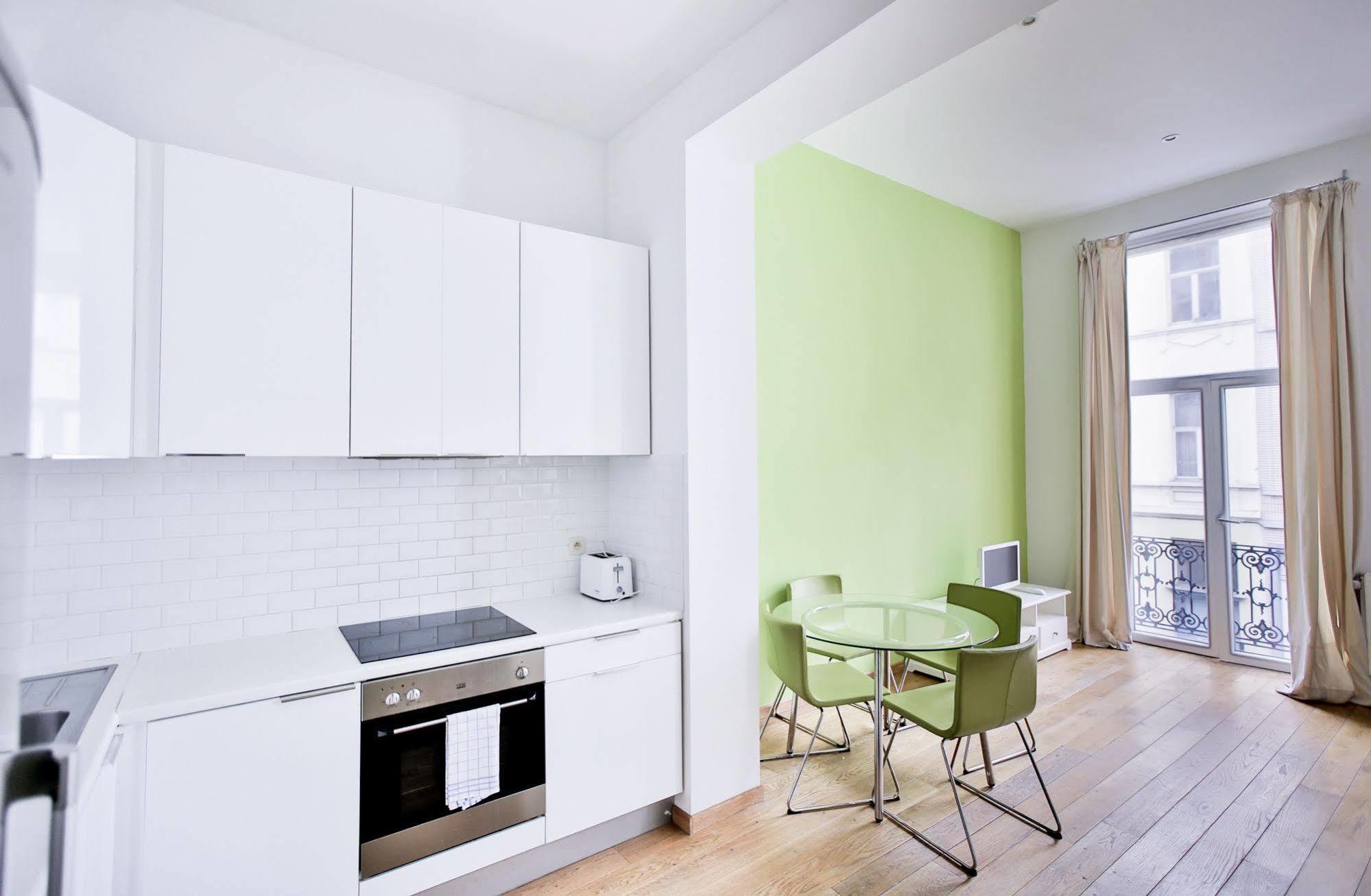 Louise Uptown Apartments 布鲁塞尔 外观 照片